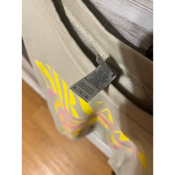 Nirvana Smiley Face Sand Crew Neck Sweatshirt Nirvana Aesthetic - Picture 3 of 8